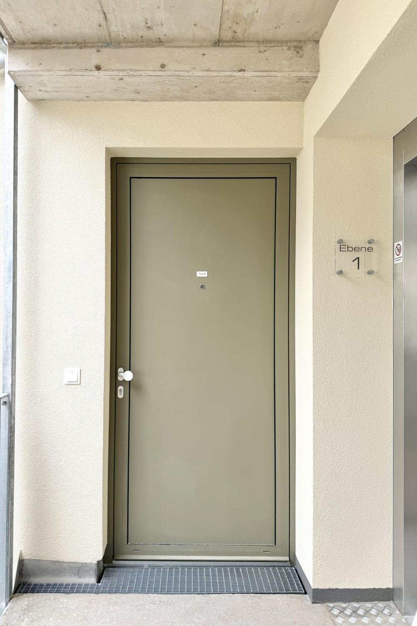 Modernes Studio Beim Domplatz Wiener Neustadt Exterior foto