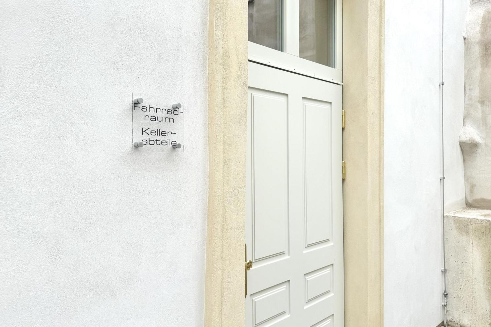 Modernes Studio Beim Domplatz Wiener Neustadt Exterior foto